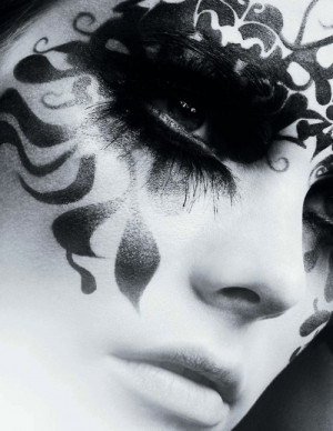 Face the human canvas.Ravens Queens, Makeup Facepaint, Art Francois ...