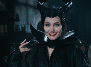 PHOTO: See the Maleficent -inspired ring Vivienne's twin brother Knox ...