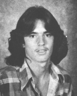 Celebrity Yearbook Photos (41 pics)