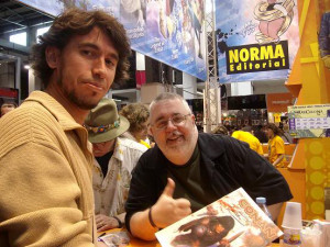 Here is me with Kurt Busiek, at the Barcelona Comic Con 2011 (Saló ...