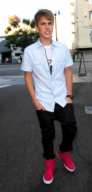 Justin Bieber Sighting Walk