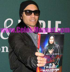 Taboo Black Eyed Peas Hugs