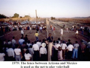 Funny photos funny Mexico Arizona border line