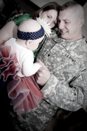 Very touching: Soldier meeting his daughter for the first time