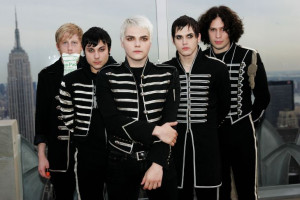 My Chemical Romance disbands, fans around the word react