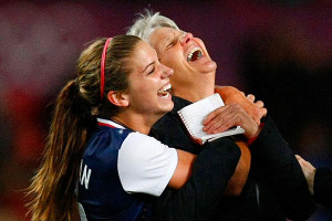 Alex Morgan (l.) celebrates with coach Pia Sundhage after defeating ...