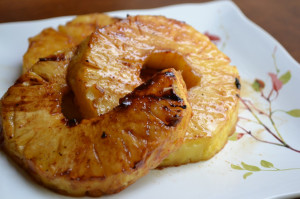 Grilled Sweet Pineapple Slices