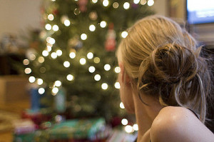 Tips for Moms Alone for the Holidays