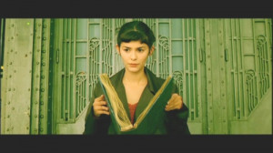 What is the tragic event which changes the life of Amelie?