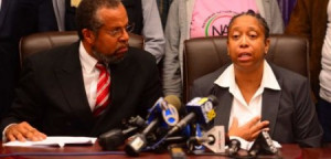 Black police officer says she was racially profiled, falsely arrested ...
