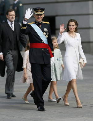 Re: Spain's new King Felipe VI sworn in