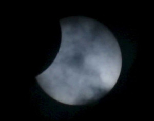 Total solar eclipse seen in Russia, China: Sun and Moon put on show ...