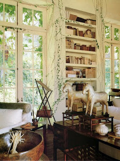 ... really love it.” — Interior designer/antiques dealer Rose Tarlow