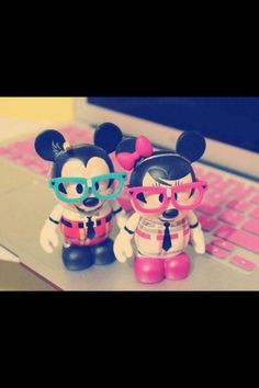 mickey and minnie hipsters more nerd hipster mickey mouse best friends ...