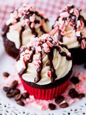 Peppermint Mocha Cupcakes #christmas #recipes