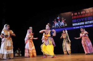 dance has finally made its footfall in Bangalore. Under the auspices ...