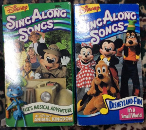 Disney Sing Along Songs Disneyland Fun Small World Animal Kingdom Lot ...