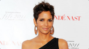 Famous People With Diabetes 110911-celebs-halle-berry.jpg