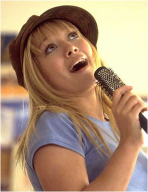 Hilary Duff in The Lizzie McGuire Movie - Picture 22 of 23