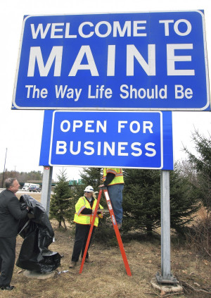 Ransom note for ‘Open for Business’ sign left at Stephen King’s ...