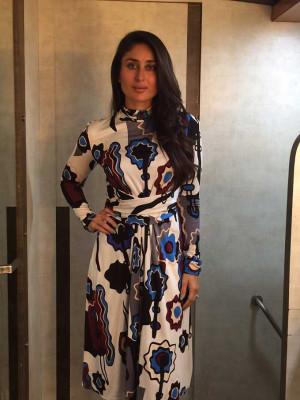 Kareena Kapoor Khan Is Out Again amp We Can 39 t Stop Staring At Her