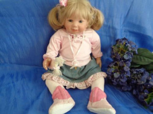 nstlerpuppe von Doris Stannat Lilly mit Zertifikat in Wiesbaden