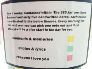 Perfect Boyfriend Puts 365 Love Notes In A Jar For His Girlfriend To ...
