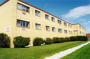 the settlers Elias quotes Mosaic Law and the writings of Menno Simons ...