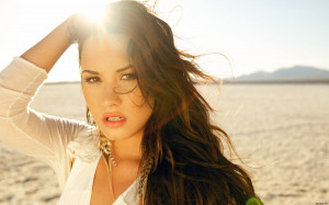 Full View and Download hot Demi Lovato Wallpaper with resolution of ...