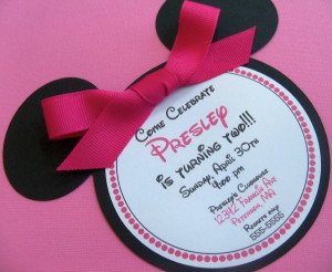 ... of honor — like this Set of 12 Minnie Mouse Birthday Invitations
