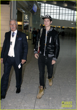 ... : The Fault In Our Stars Would Be A Bad Movie Without The Lightness