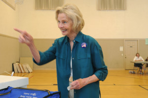 Congresswoman Lois Capps drops off her ballot at the First Methodist ...