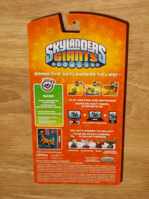 NEW 2012 Activision SKYLANDERS GIANTS Video Game Figure BASH Series 2