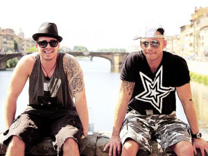... the things I would do to these two are unmentionable. Vinny & Pauly D