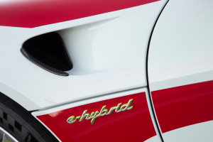 Porsche 918 Spyder Hybrid Logo
