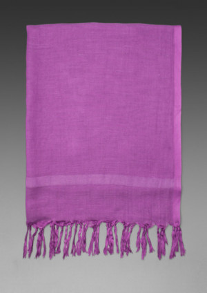 Love Quotes Knotted Tassel Scarf in Purple in Multicolor (purple)