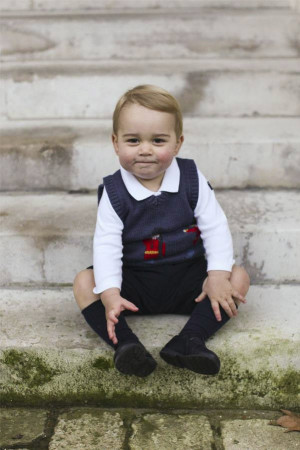 Prince George meets Santa Claus , let the cuteness begin!