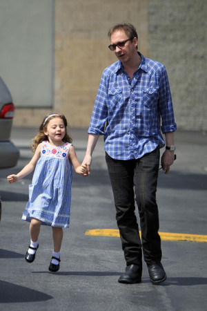 David Thewlis and Anna Friel