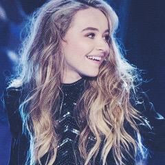header sabrina carpenter