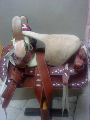 ... para escaramuza. Side saddle for charro 