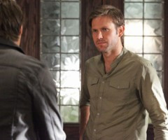 Alaric Saltzman meets up with Damon at the Salvatore mansion on The ...