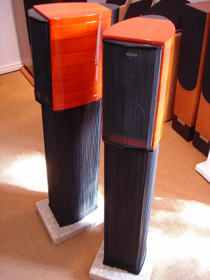 pr of Sonus faber Cremona Auditor in Graphite cost #2500 sell at ...
