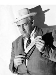 Relationship Details: Raymond Burr & Robert Benevides