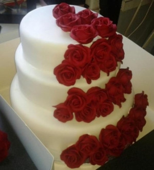 Tiered wedding cake,8