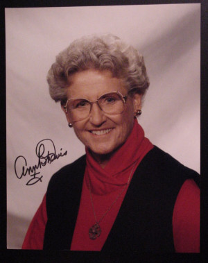 Ann B. Davis , who played Alice on The Brady Bunch died Sunday after a ...