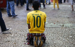 Brazil’s World Cup Fans Break Down at Team’s Loss (39 pics)