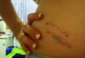 mibba.commy double hip piercing