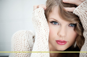 Taylor Swift Taylor Swift Speak Now Photoshoot