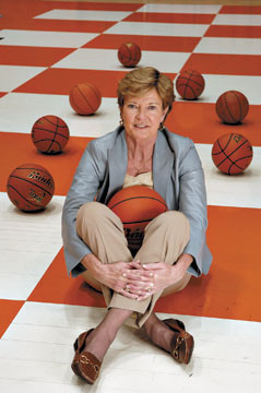 ... Pat Summit became the first coach in Div. I college basketball to
