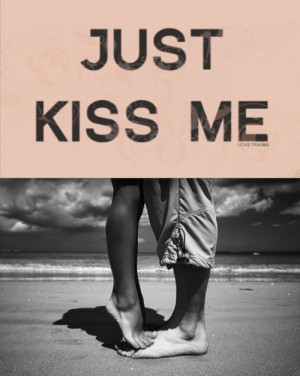 Most popular tags for this image include: black and white and kiss